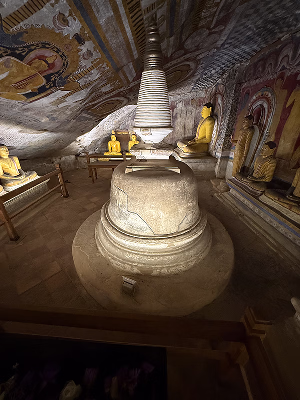 Cultural Heritage - Dambulla Buddah Caves golden dome Cultural Heritage - Dambulla Buddah Caves golden dome