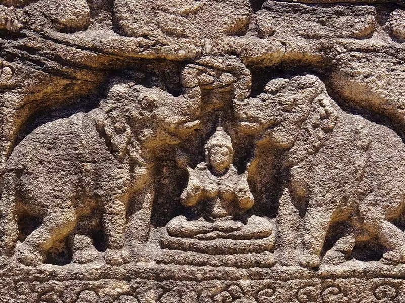 Stone carving Polonnaruwa Stone carving Polonnaruwa
