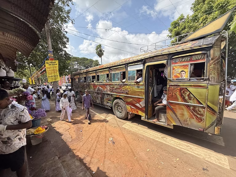 SRI-LANKA-VALUE & BUDGET PACKAGES - featured image - Hippy-Bus